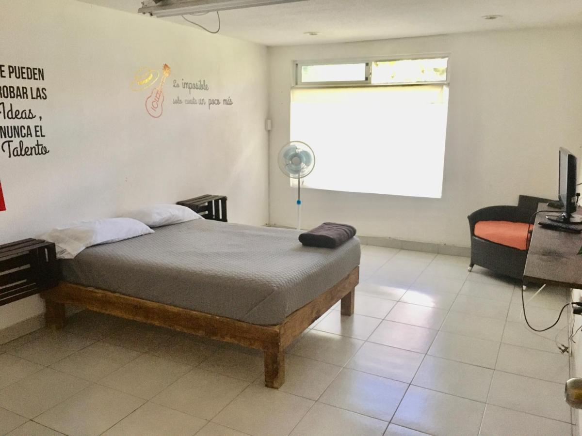 Casa Internacional Queretaro Hotel Екстериор снимка